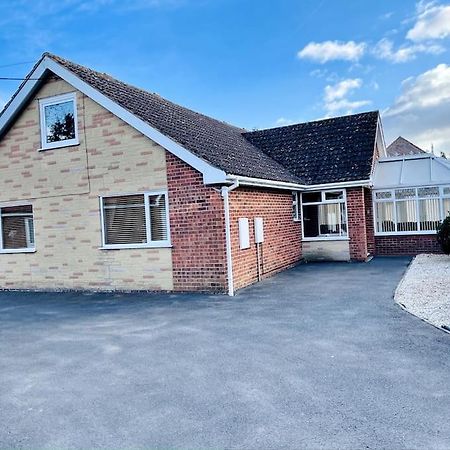 5-Bedroom Cottage In Healing, Grimsby Exteriér fotografie